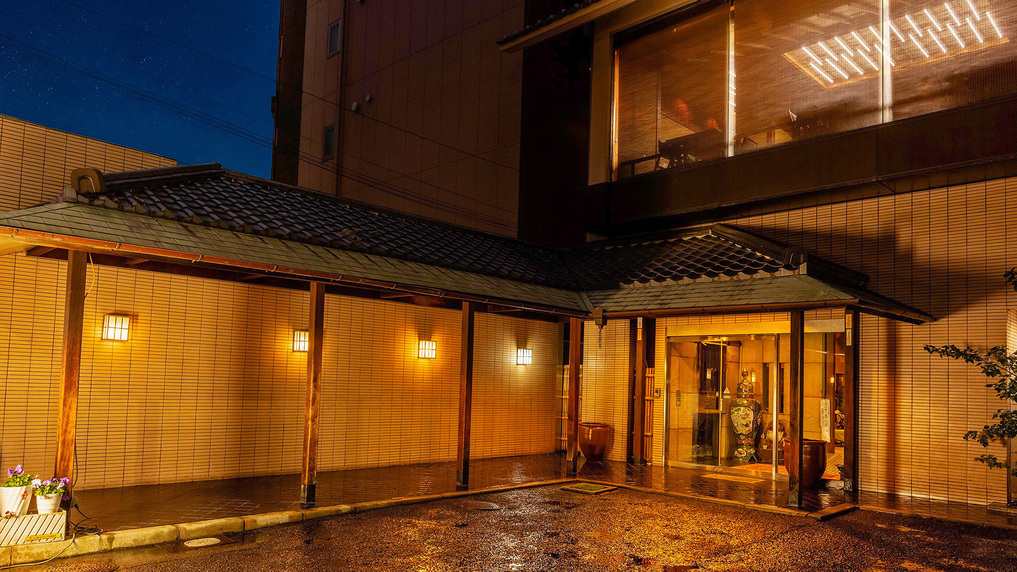 旅館くら本の施設外観