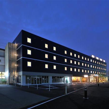 CVS・BAY HOTEL 本館の施設外観